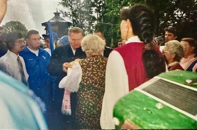 Фото Опубликованы кадры политика Владимира Жириновского в Новосибирске накануне его годовщины смерти 5